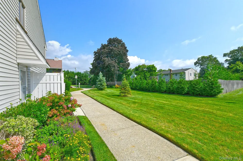20 Laurel Avenue #3 East Islip, NY 11730
