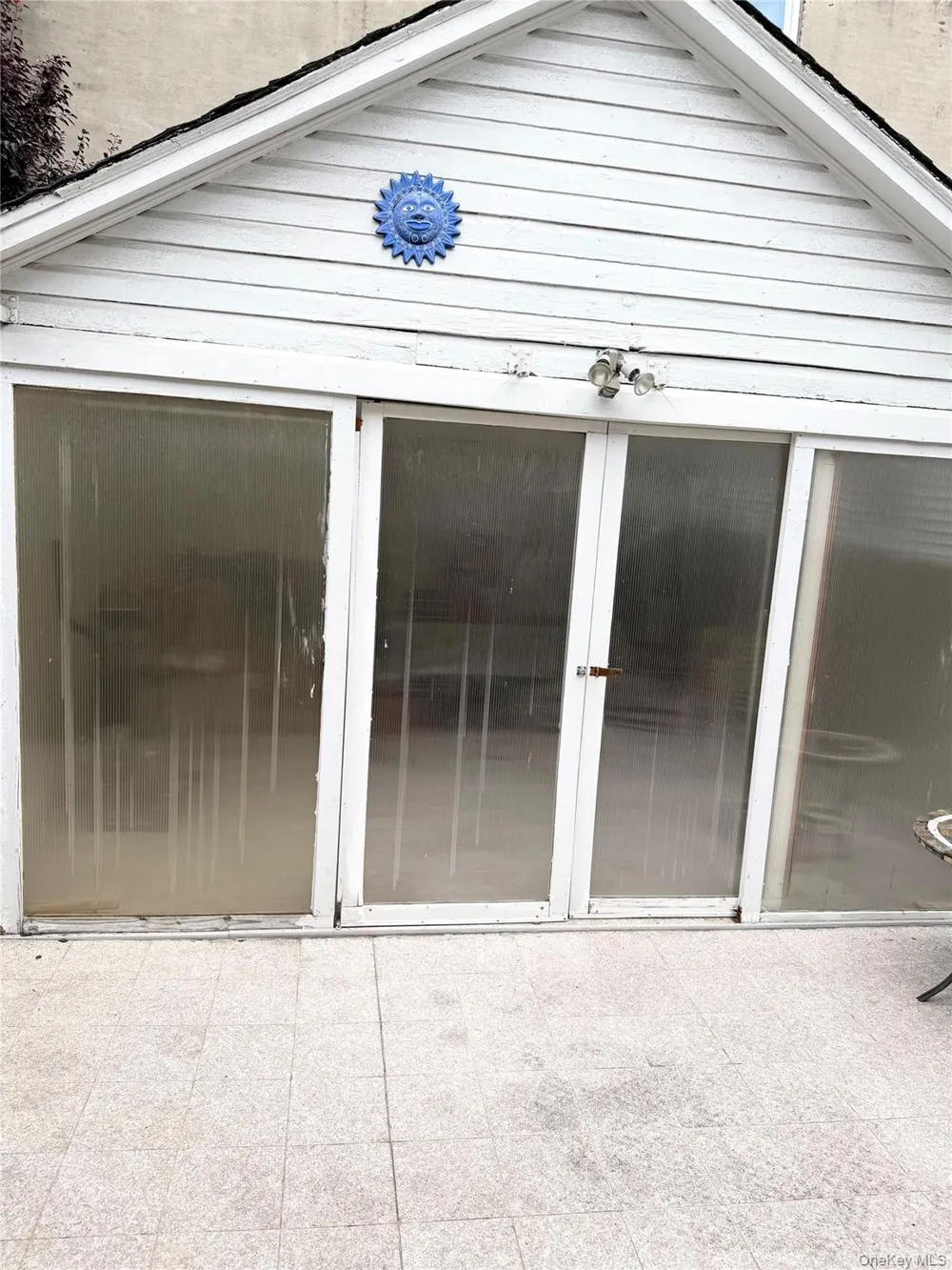 8615 88th Avenue Woodhaven, NY 11421