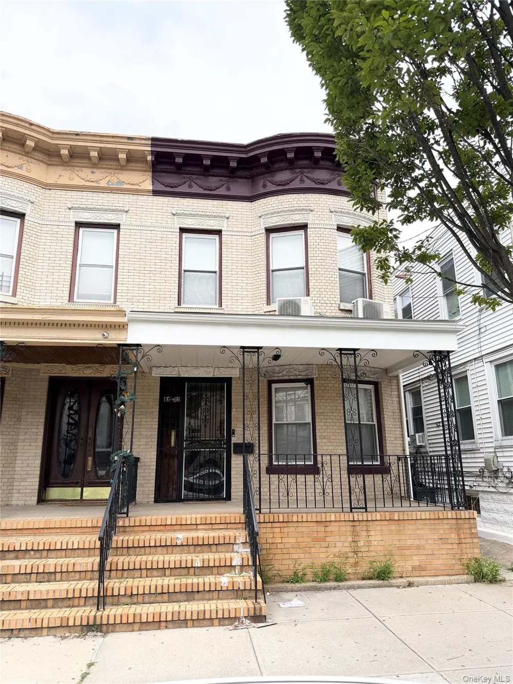 8615 88th Avenue Woodhaven, NY 11421