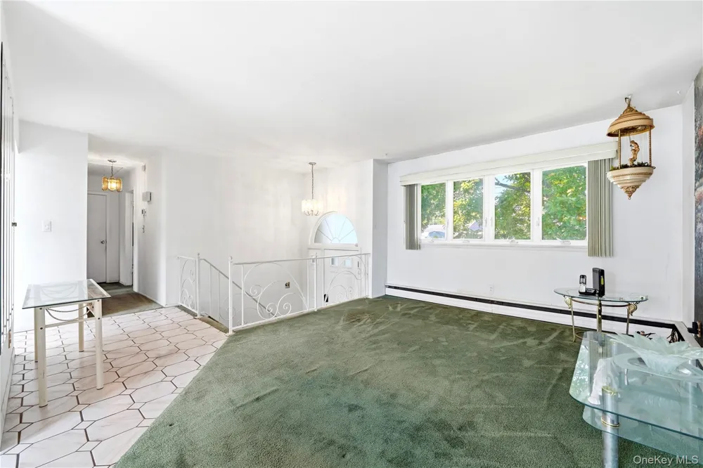 835 7th Street West Babylon, NY 11704