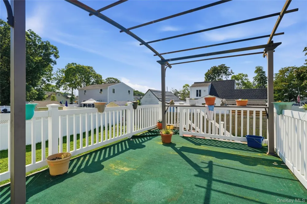 835 7th Street West Babylon, NY 11704