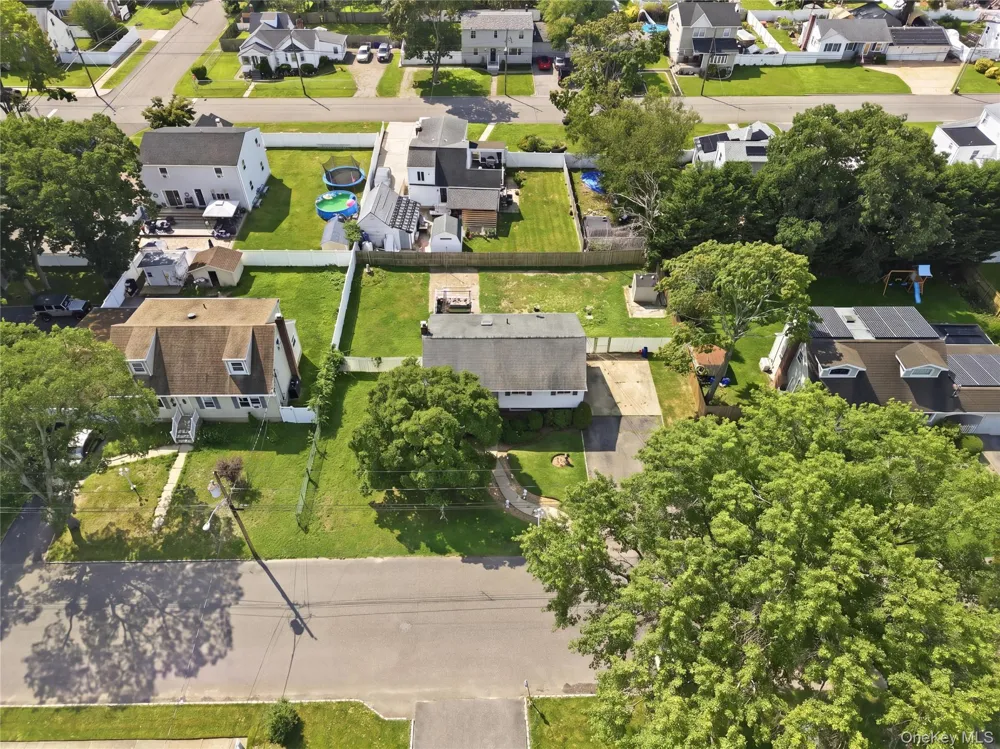 835 7th Street West Babylon, NY 11704