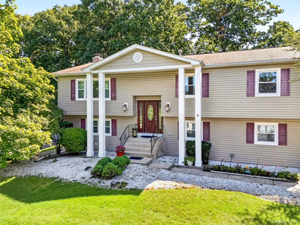4 Rockridge Drive Thiells, NY 10984