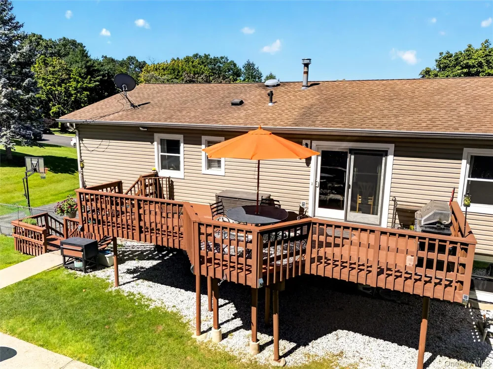 4 Rockridge Drive Thiells, NY 10984