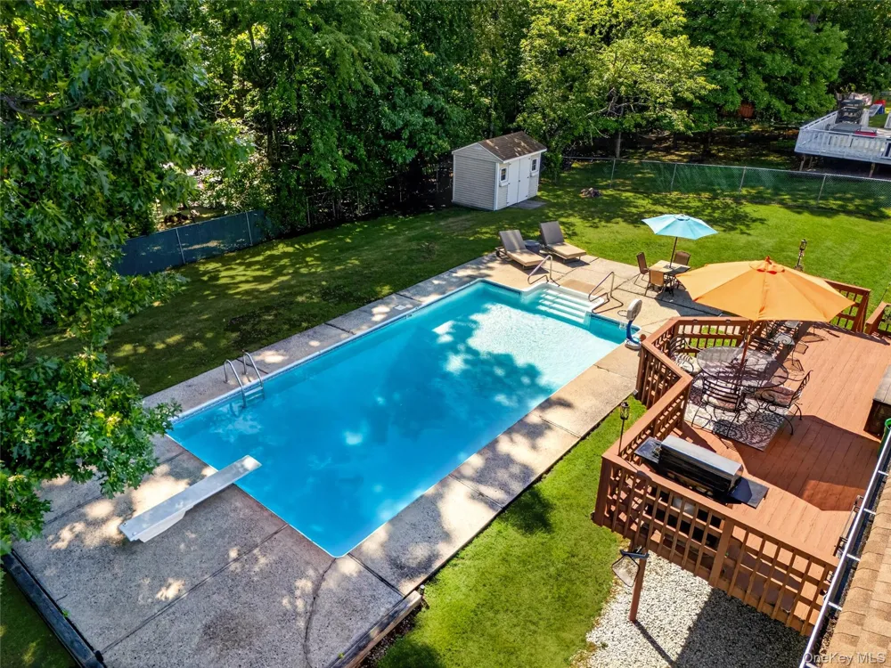 4 Rockridge Drive Thiells, NY 10984