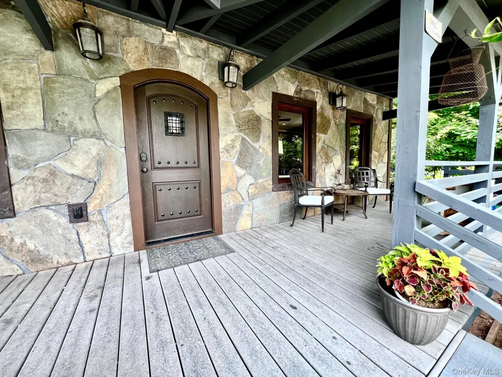 7857 Main Street Hunter, NY 12442