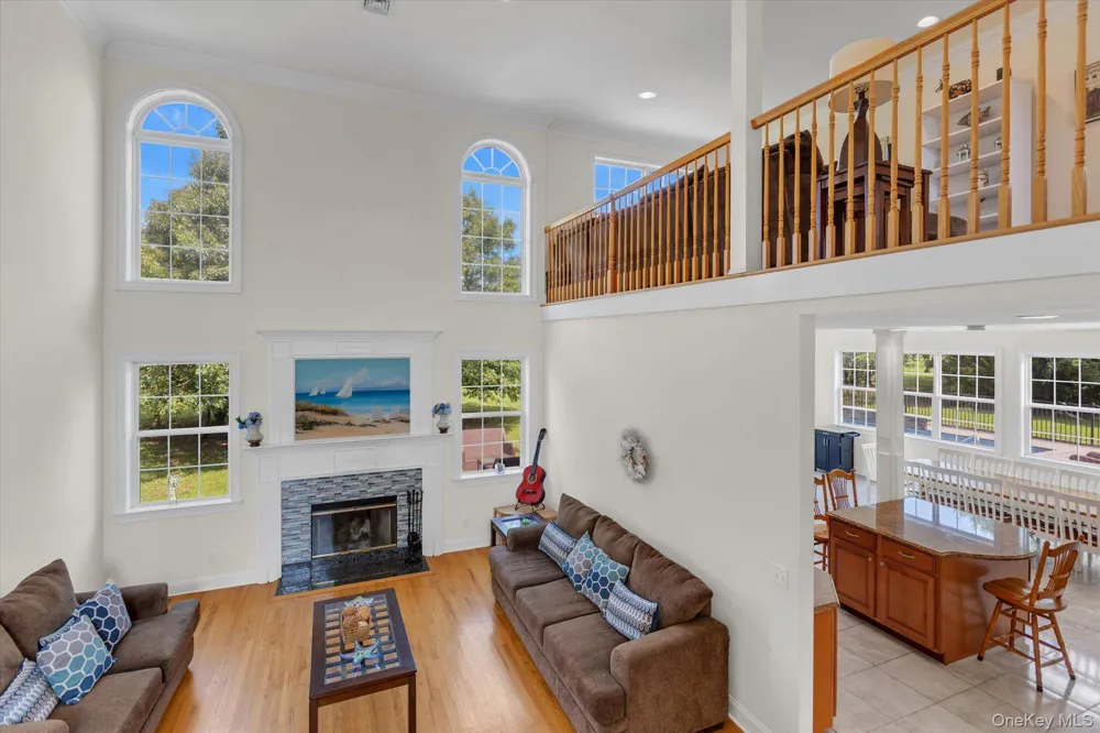 723 Doctors Path Estates Riverhead, NY 11901