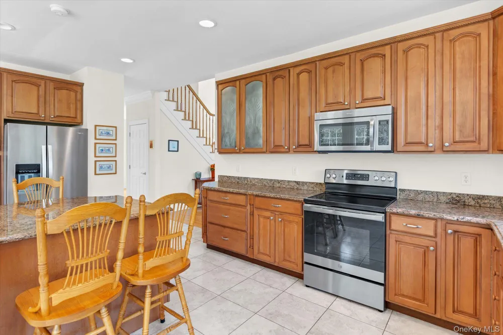 723 Doctors Path Estates Riverhead, NY 11901