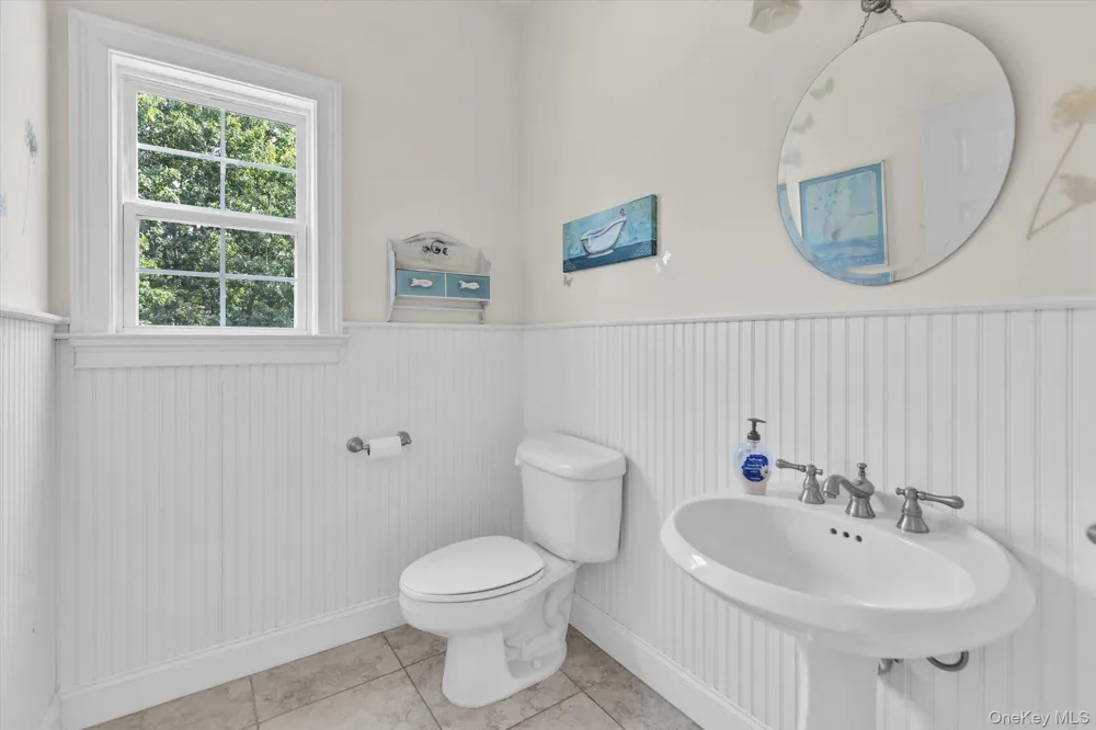 723 Doctors Path Estates Riverhead, NY 11901