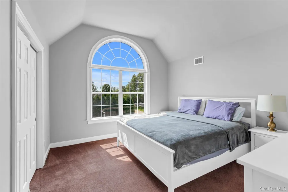 723 Doctors Path Estates Riverhead, NY 11901