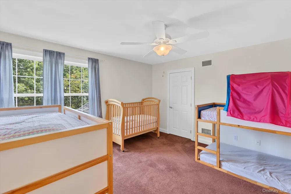 723 Doctors Path Estates Riverhead, NY 11901