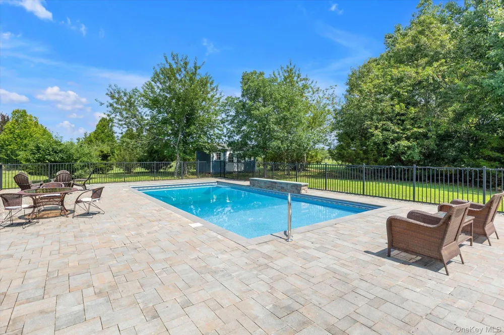 723 Doctors Path Estates Riverhead, NY 11901