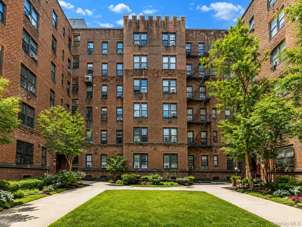 4220 Kissena Boulevard #ES (5th Floor) Building 4 Flushing, NY 11355