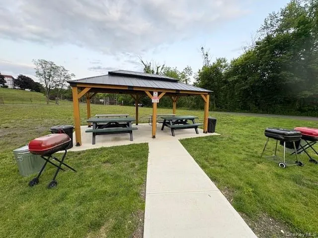 21 Village Park Drive #2C Fishkill, NY 12524