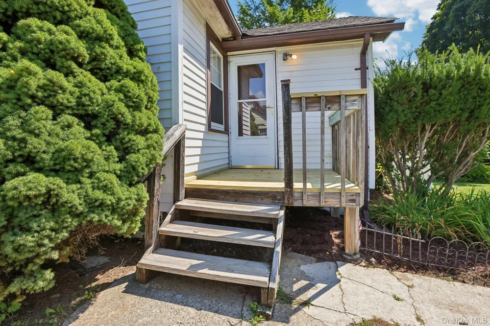 92 Walton Terrace Monroe, NY 10950