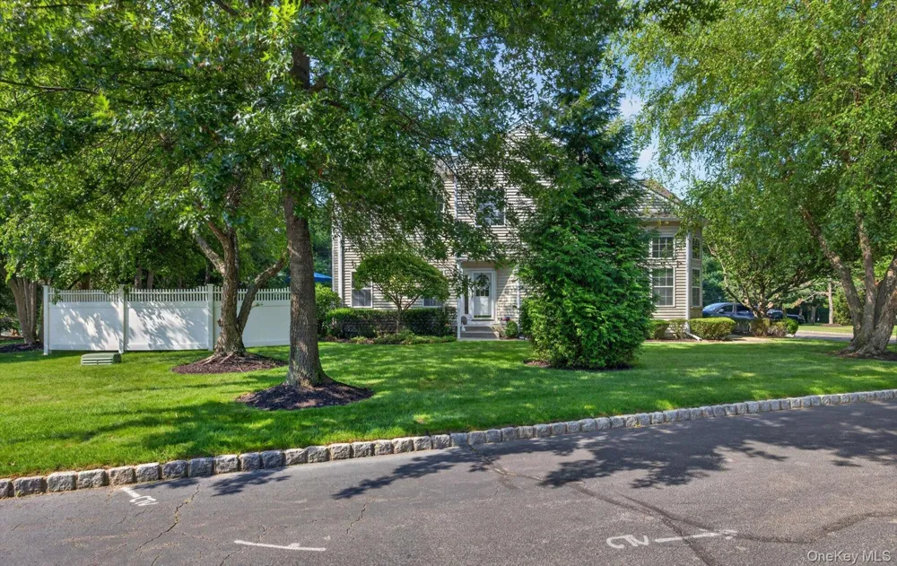 45 Tiffany Way Nesconset, NY 11767
