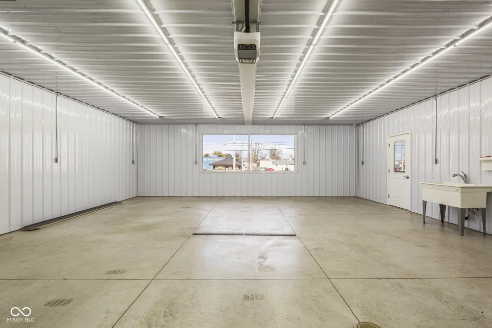 1416 E Tipton Street Seymour, IN 47274