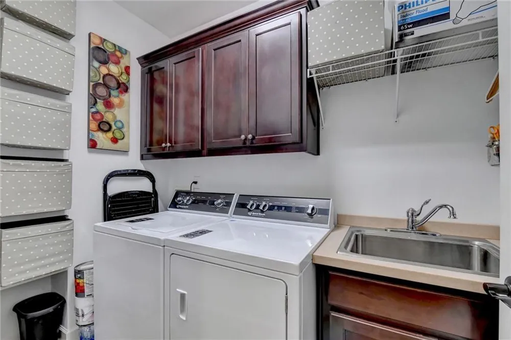 7456 Portbury Park Lane Suwanee, GA 30024