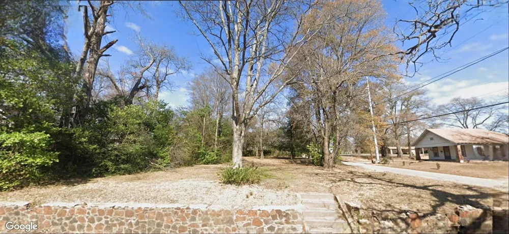 1303 W Lollar Street Tyler, TX 75702