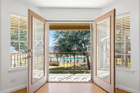 5810 Marina Drive #12