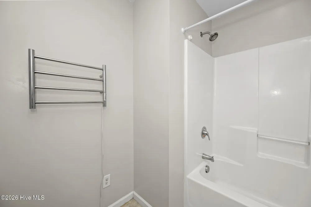 4513 Country Club Road #E105 Morehead City, NC 28557
