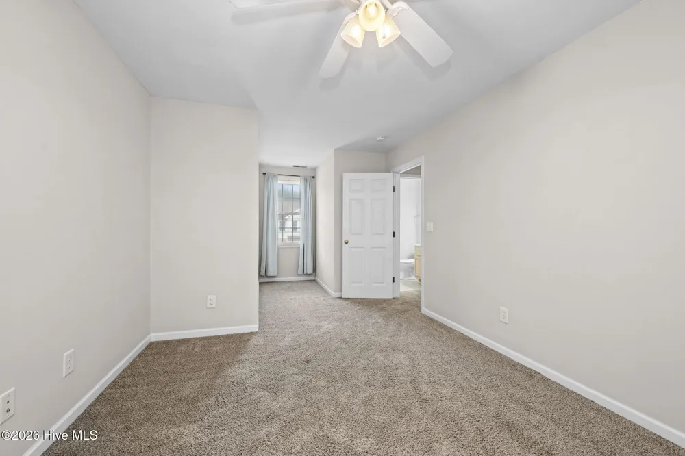 4513 Country Club Road #E105 Morehead City, NC 28557