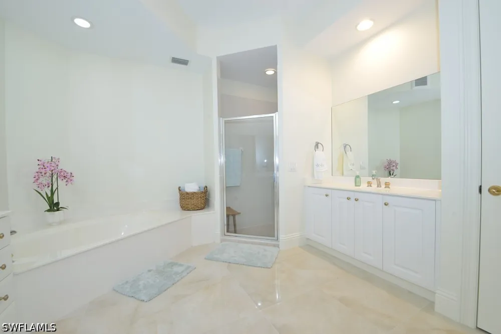 Cherry Oaks Trail #102 Naples, FL 34114