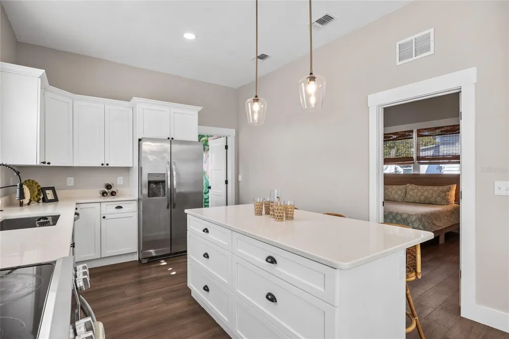 3002 16TH STREET Tampa, FL 33605