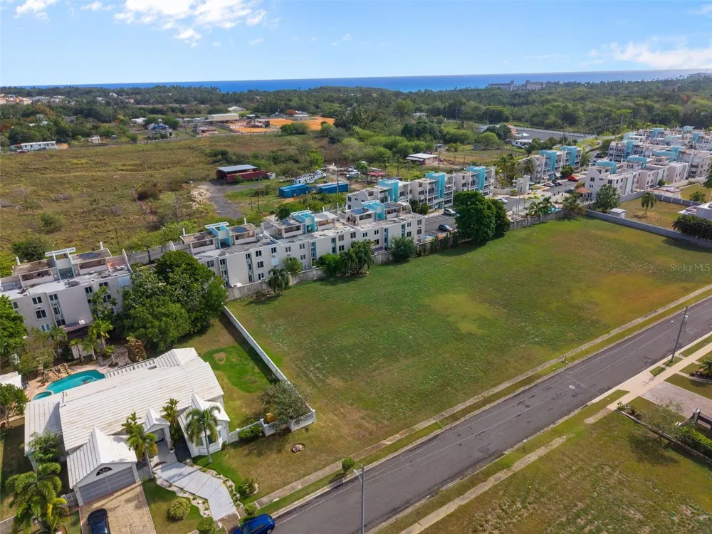 G8 CALLE 2 Vega Alta, PR 00692