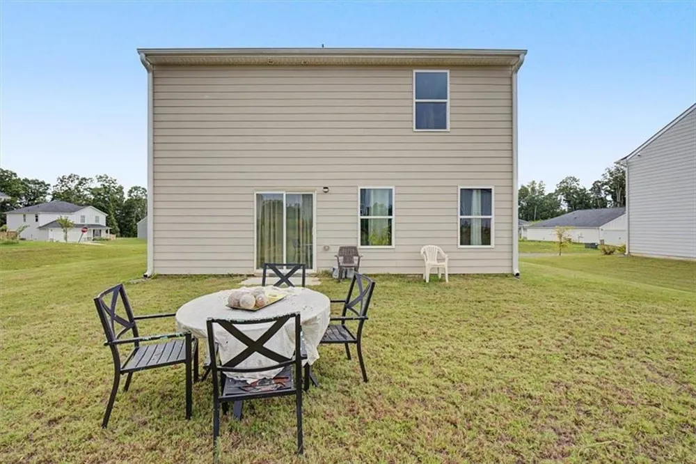 635 Tudor Street Kingston, GA 30145