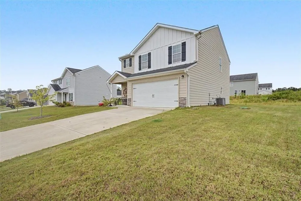 635 Tudor Street Kingston, GA 30145