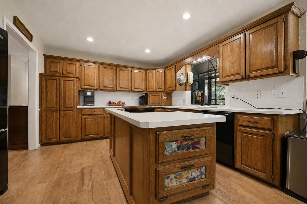 8008 Forest Oklahoma City, OK 73150