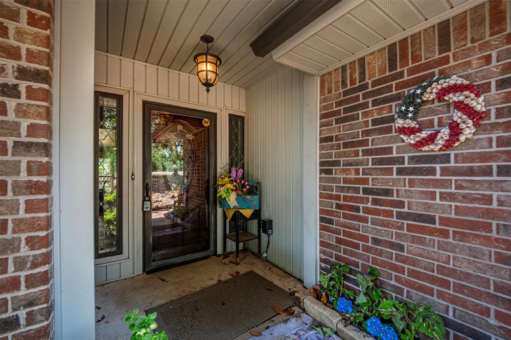 8008 Forest Oklahoma City, OK 73150