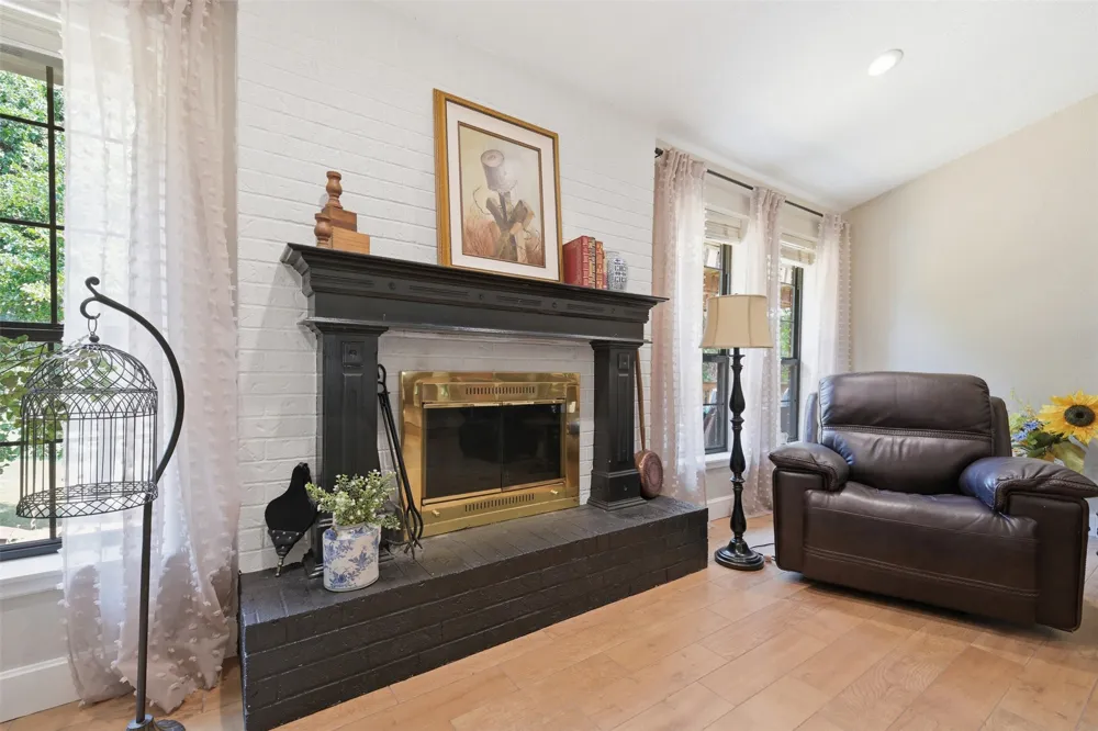 8008 Forest Oklahoma City, OK 73150