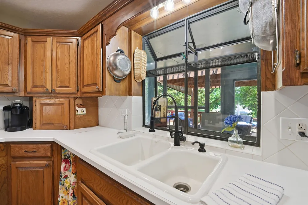 8008 Forest Oklahoma City, OK 73150