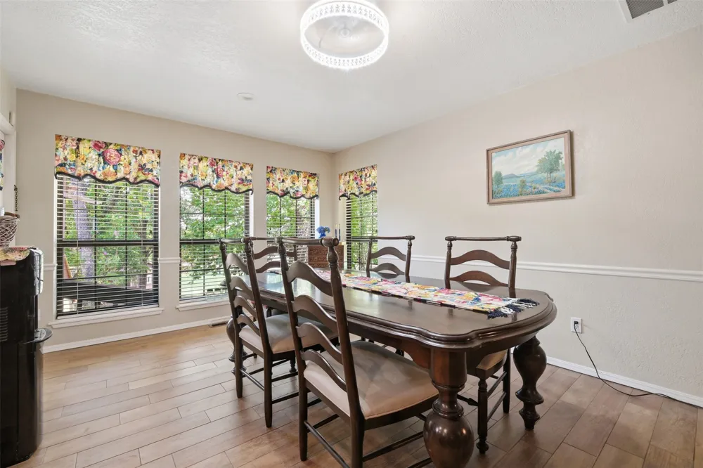 8008 Forest Oklahoma City, OK 73150