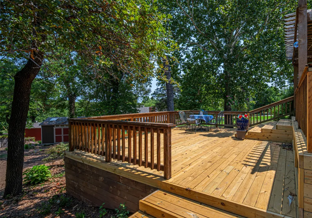 8008 Forest Oklahoma City, OK 73150