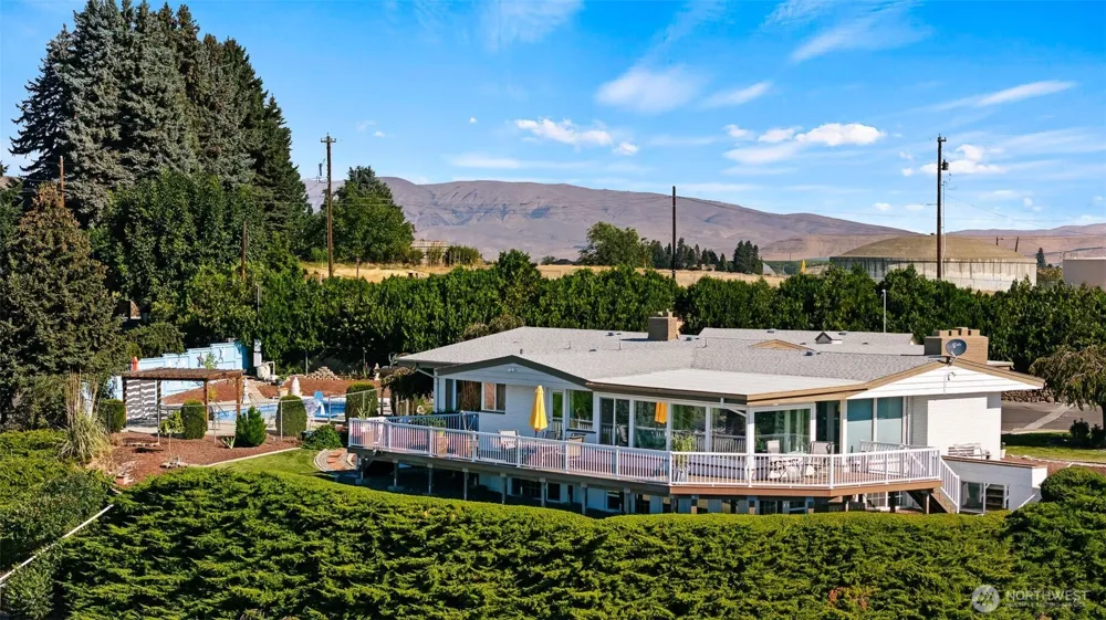 714 58th Avenue Yakima, WA 98908