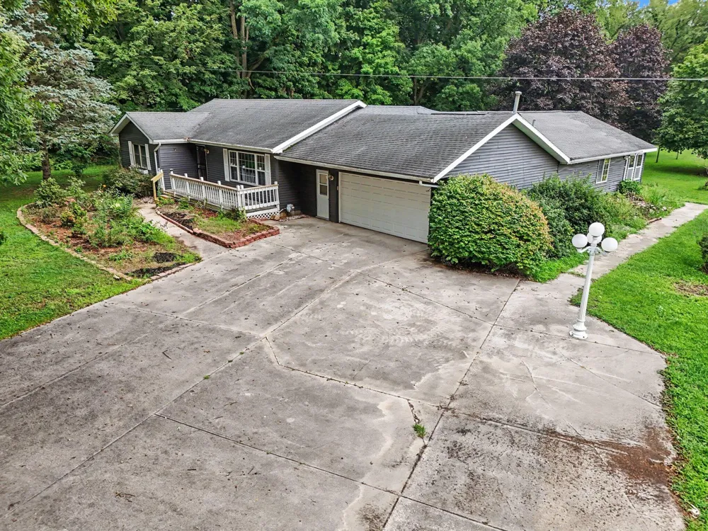 47059 Cr-215 Arlington Township, MI 49064
