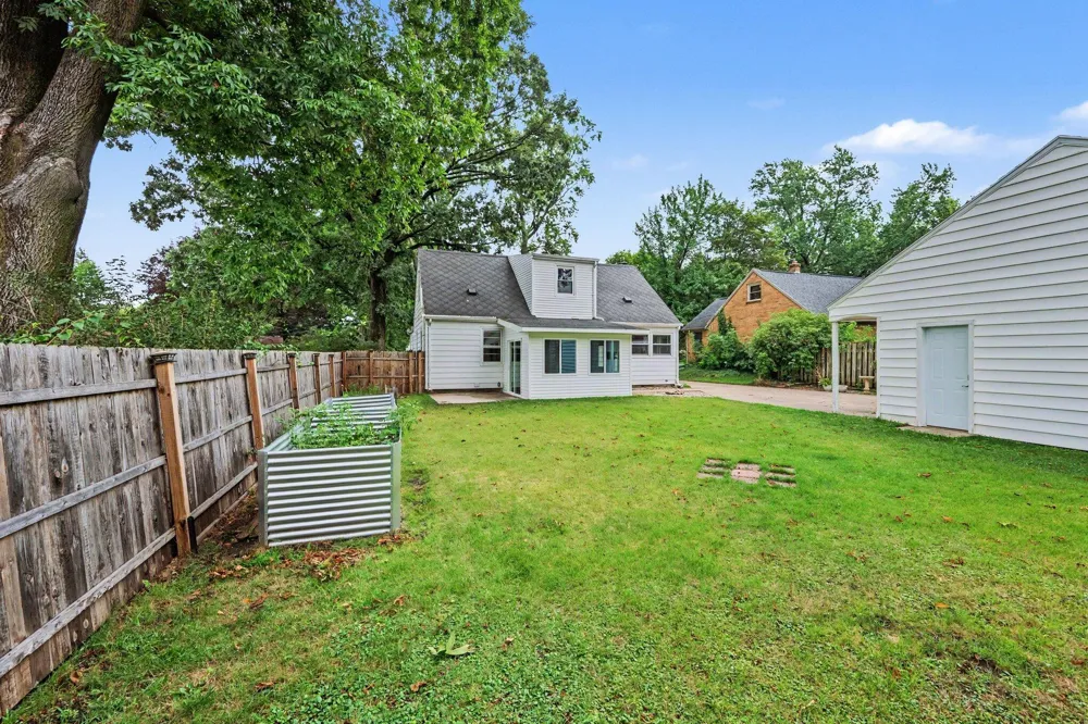 1229 Fletcher Avenue Kalamazoo Charter Township, MI 49006