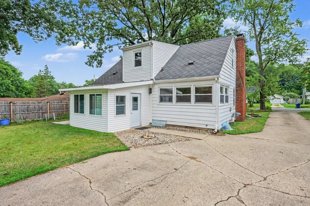 1229 Fletcher Avenue Kalamazoo Charter Township, MI 49006