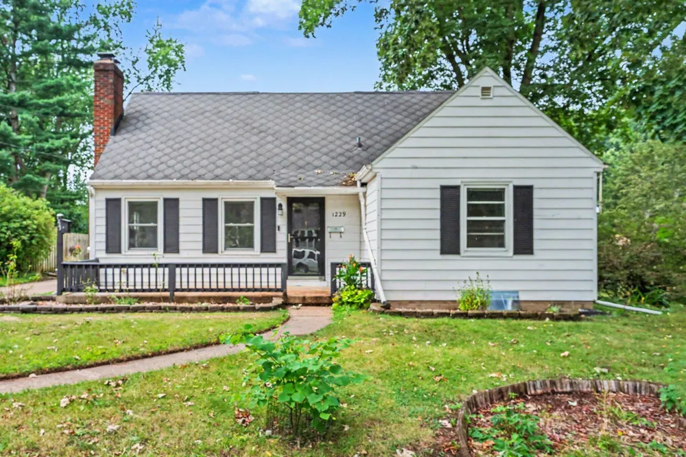1229 Fletcher Avenue Kalamazoo Charter Township, MI 49006