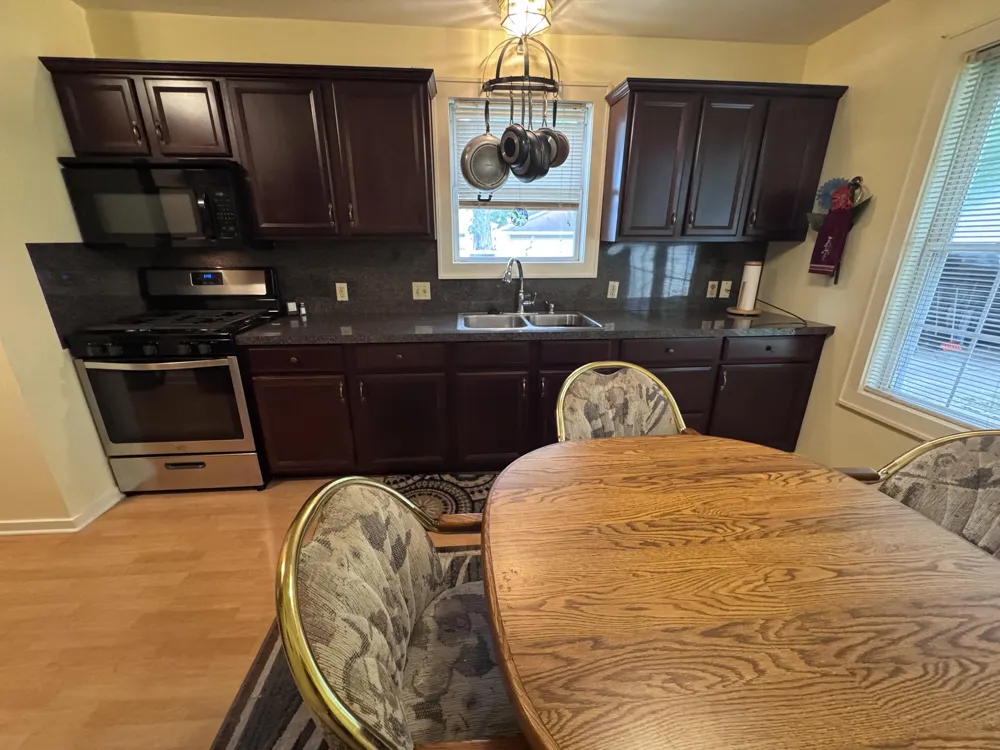833 Kenneth Street SW Wyoming City, MI 49509