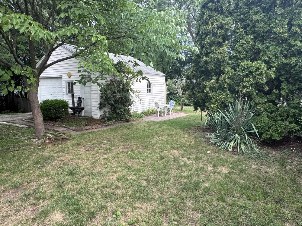 833 Kenneth Street SW Wyoming City, MI 49509