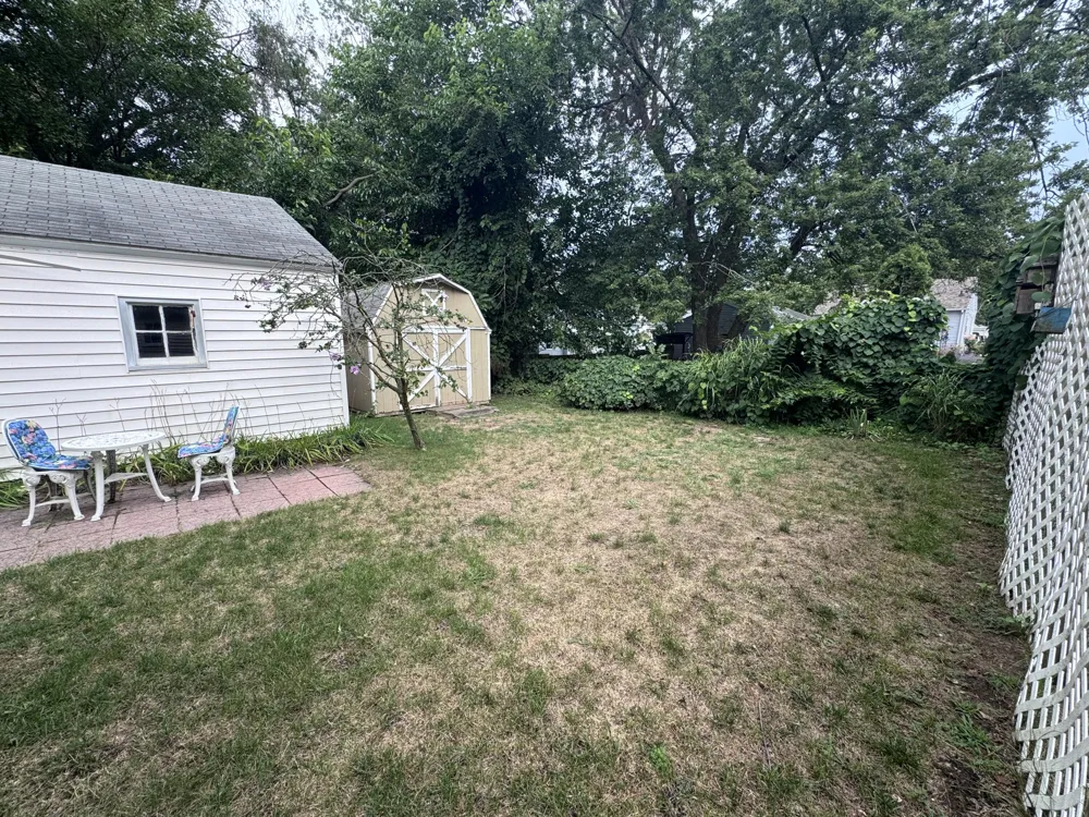 833 Kenneth Street SW Wyoming City, MI 49509