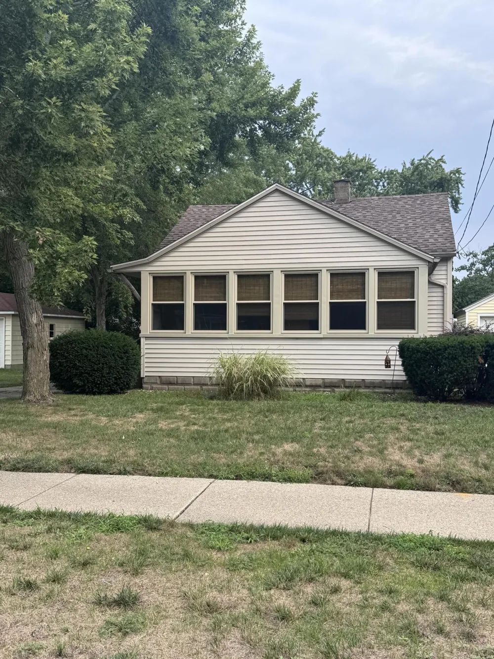 833 Kenneth Street SW Wyoming City, MI 49509