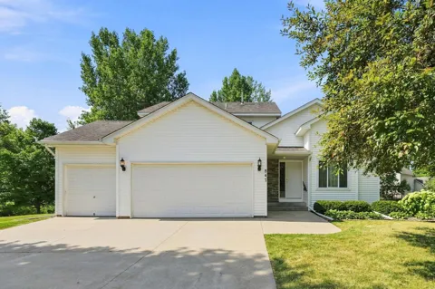 847 Vista Circle