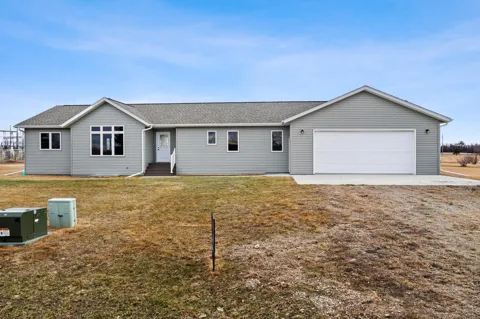 220 Lylac Circle
