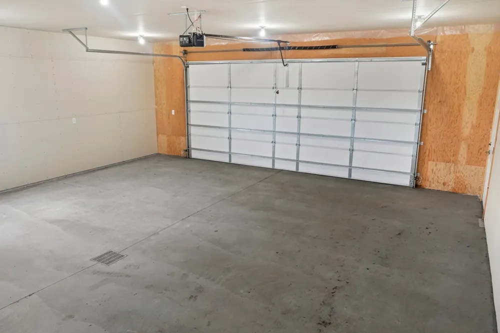 220 Lylac Circle Forman, ND 58032