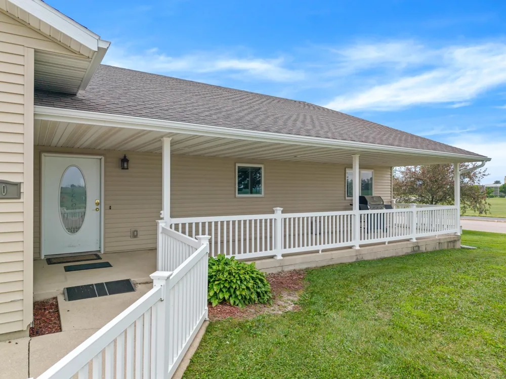 900 Courtney Drive Caledonia, MN 55921